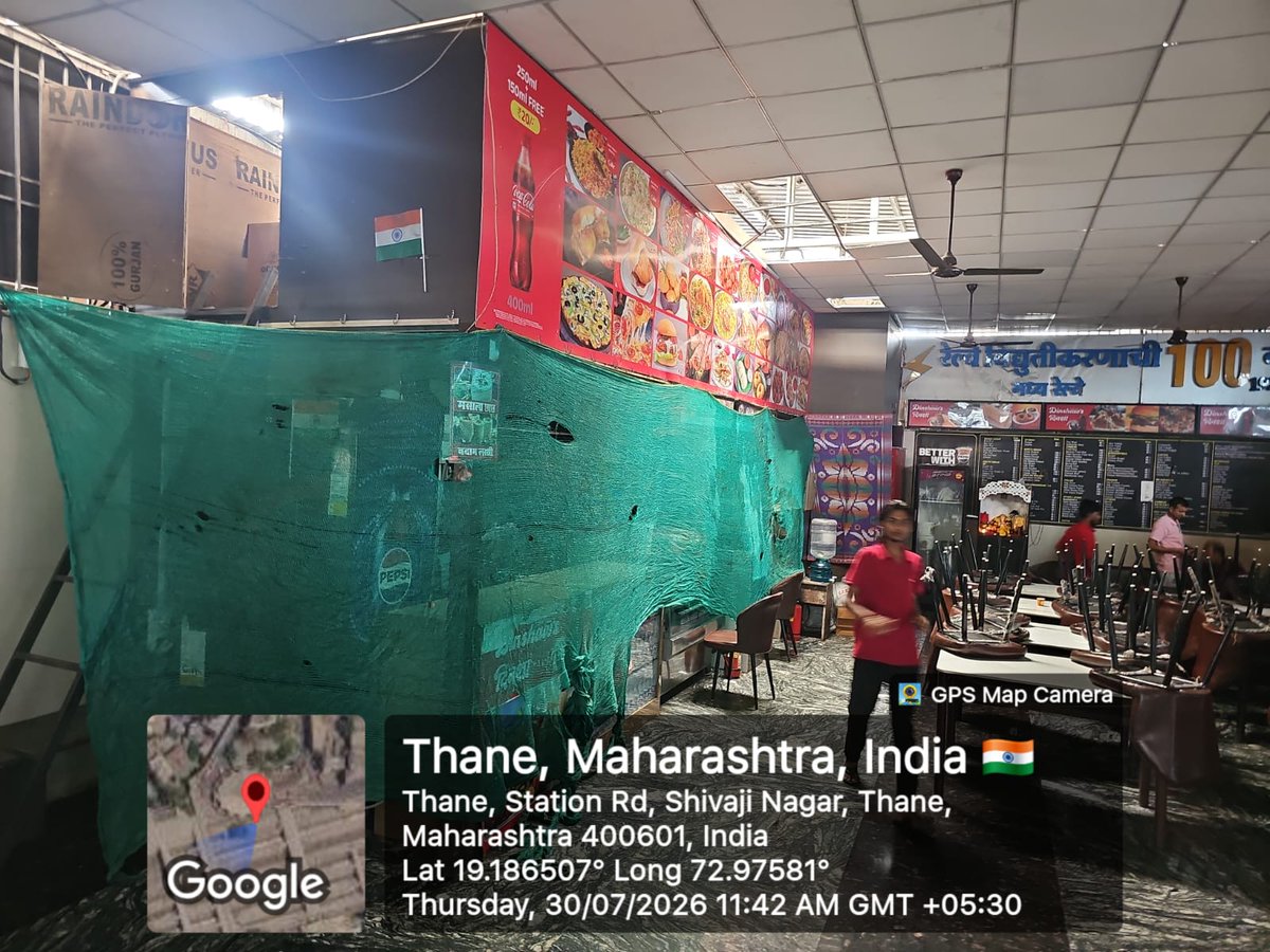 drmmumbaicr's tweet photo. Based on a complaint on social media regarding unhygienic conditions at the  Multi Purpose Stall in the waiting room at Thane station, corrective action was taken by Central Railway. 
The stall has been sealed for 7 days and a penalty of Rs.15,000  also has been imposed on the Contactor.