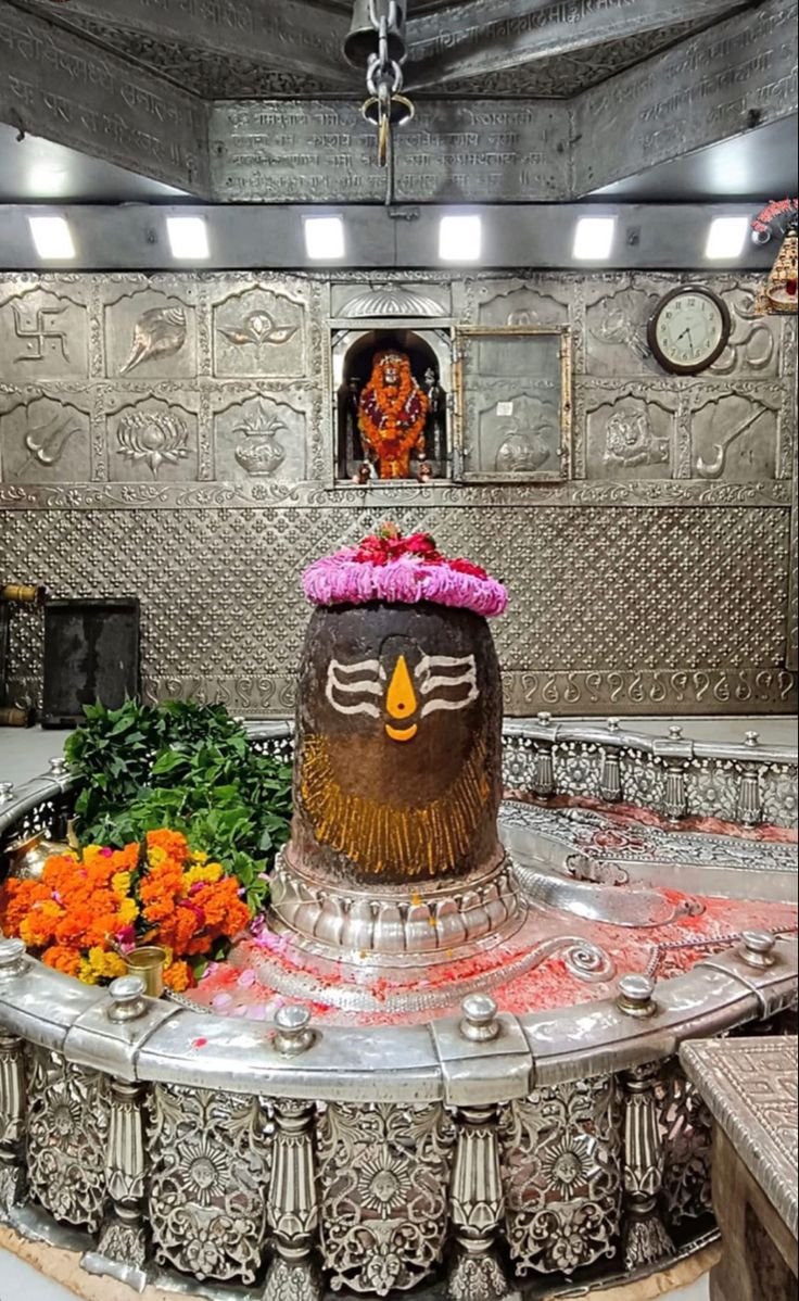 Sai60012's tweet photo. 🙌जय श्री महाकाल🙌 https://t.co/Rs4B7YsG1n