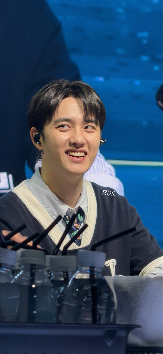 DODOKyungg's tweet photo. Caught his heart-shaped lips in 4K. 📸

🫠😵‍💫🫣🫢💖

#Kyungsoo #DohKyungsoo @DOHKYUNGSOO_X  
#DOHKYUNGSOO #디오 #도경수
#EXO #엑소 https://t.co/3UBX88Ceur