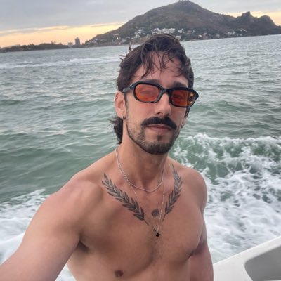 euxean's tweet photo. #NovaFotoDePerfil https://t.co/i4yRVl2ErX