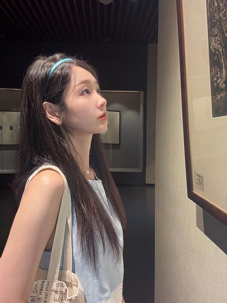 CreamHush's tweet photo. Light blue dress moving through the white galleries, like becoming part of the exhibition myself. Light falling from the tall windows, skirt swaying gently, steps slowed down. Nothing to think about, just being here, quietly being here 🎨💙 https://t.co/QbxdtCUN9X