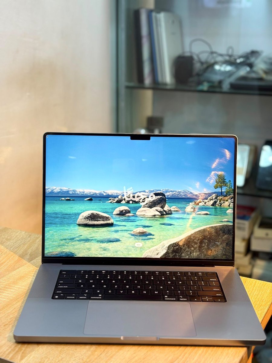 Val_Gadget's tweet photo. 16inch M1 Pro 512GB 16GB Ram 
Table 
- 1,100,000( sales) https://t.co/gj8vVo5YZ0