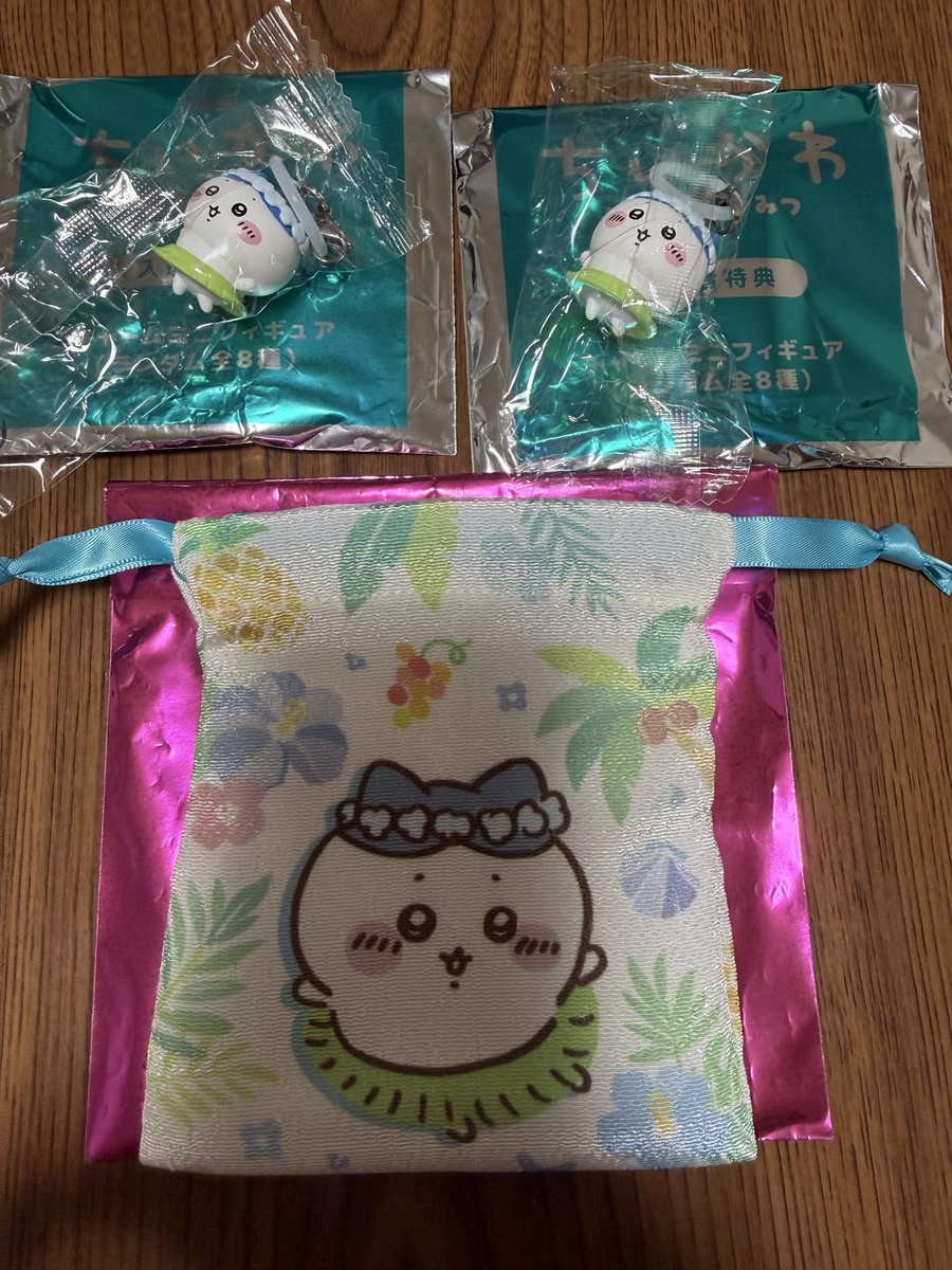 Ayu_3316's tweet photo. 映画ちいかわ 入場者特典 チャームミニフィギュア めじるしアクセサリー ミニ巾着 
交換

求）入場者特典⇒うさぎ＞＞ラッコ
      巾着⇒ラッコ

譲）ハチワレ

ラッコ複数所持済みのためうさぎ含む交換希望です。
まとめての交換、条件良い方優先いたします。
都内手渡し、郵送での交換希望です🙇🏻‍♀️ https://t.co/kHVZkg5Loj