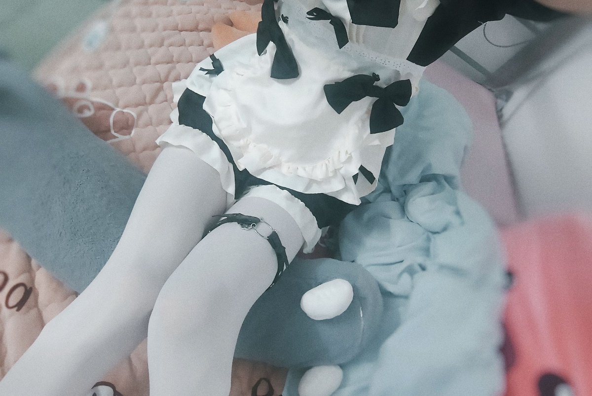 Just_1Meow's tweet photo. #男娘 #白丝 #男仆 
女装好爽 https://t.co/JvnZoybkp0