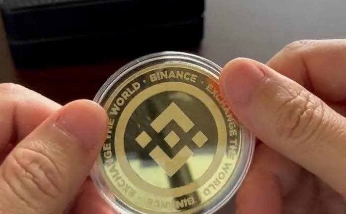 Gold_Coin_BNB's tweet photo. Binance has shown its commitment to the ecosystem by launching bstocks, including XAUt - tokenized gold.

This move signals that they aim to become a major player in the tokenized stock world.

How far will they go?

@cz_binance @binance https://t.co/QqGDxKWARW
