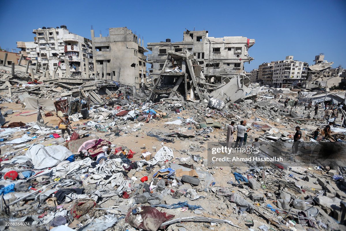 AhmadHasaballa3's tweet photo. GAZA CITY, GAZA - JULY 30: Residents inspect damage after last night's airstrikes by Israel on residential buildings on July 30, 2026 in the Shati Camp (Beach Camp) area west of Gaza City, Gaza. The strikes displaced dozens of families. (Photo by Ahmad Hasaballah @GettyImages https://t.co/u0zSXgjA8R