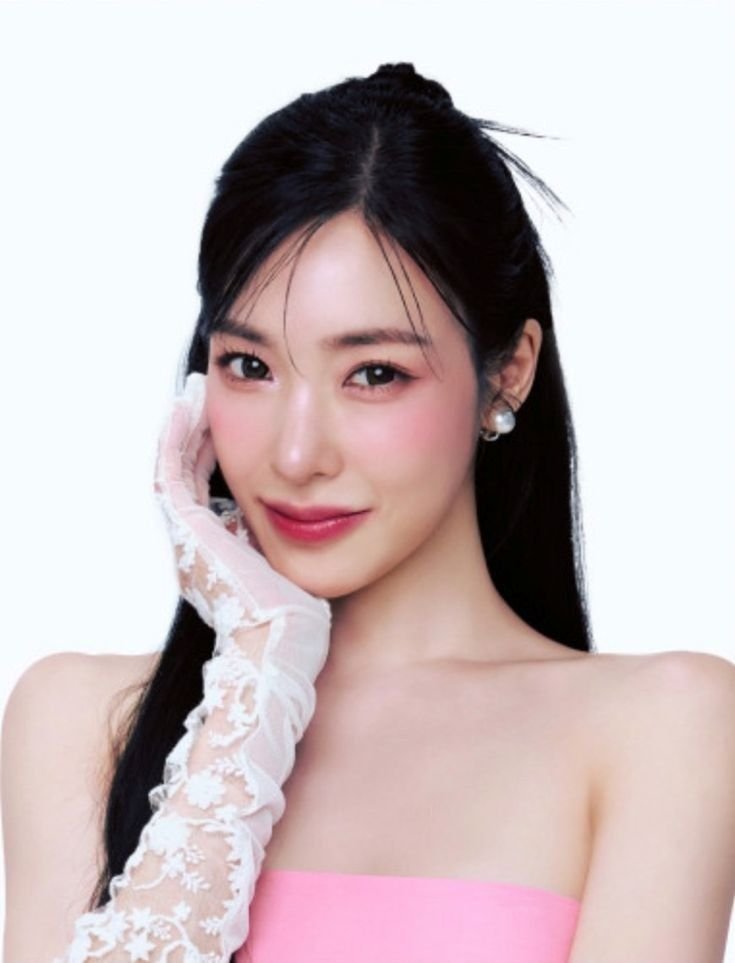 idlecharts's tweet photo. Tiffany Young and MIYEON will soon release a song titled “Lips Together“, which will be featured on Tiffany’s upcoming album.

— Out August 20. https://t.co/iT29Cu4i3W