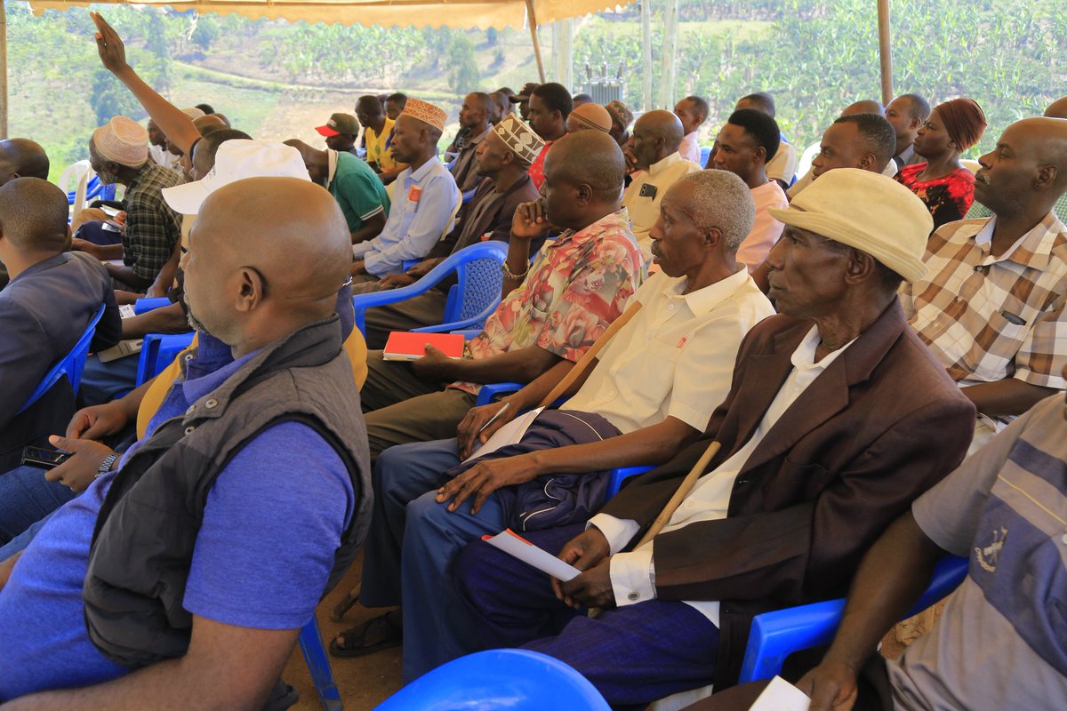 SamuelTayariWes's tweet photo. Coffee farmers from Kajara County Ntungamo District are participating in a comprehensive coffee farming training at Abbi Coffee Farm in Nyabihoko. The training is aimed at equipping farmers with modern agricultural practices to improve coffee production, quality. https://t.co/ZSzydCYAwA