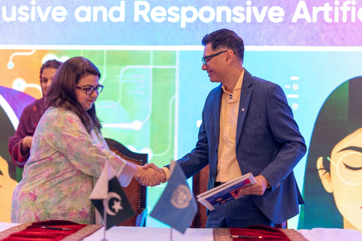 unwomen_pak's tweet photo. A defining moment for Pakistan's AI future. ๐ค๐ต๐ฐ
@MoitOfficial and UN Women have signed an MoU to institutionalize the UN Women Gender Responsive AI School Pakistan, reinforcing national ownership and ensuring its long-term sustainability.
#GenderResponsiveAI #DigitalPakistan https://t.co/OnYzDJZjtZ