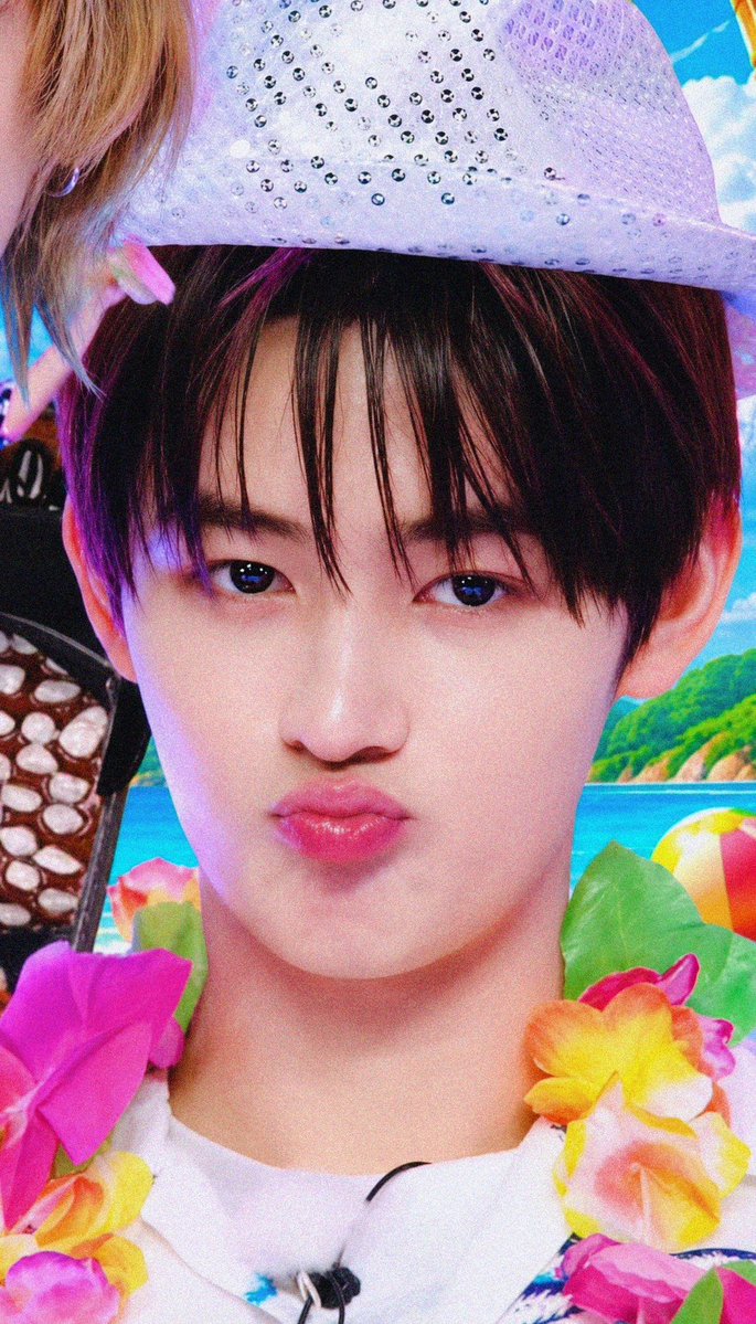 scathryy's tweet photo. he is so cute, i need him in my pocket 🤏🏻🥺 https://t.co/Uz8zP1tz9N