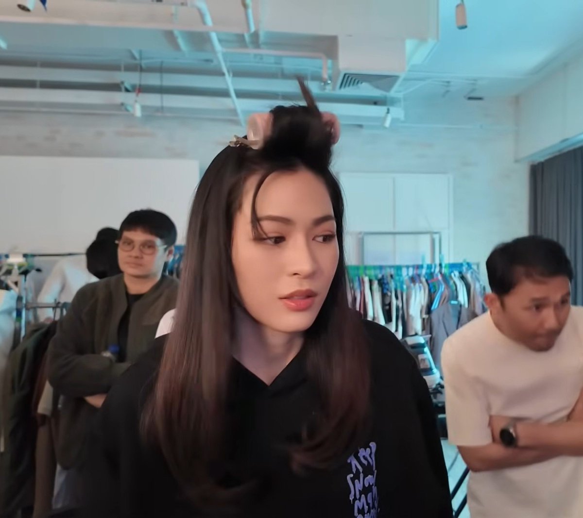 Pas_Kkkyo's tweet photo. เลสรุกใส่ ksl ของแฟนแล้วหร่อว่ะ https://t.co/sYAUzRpy0R