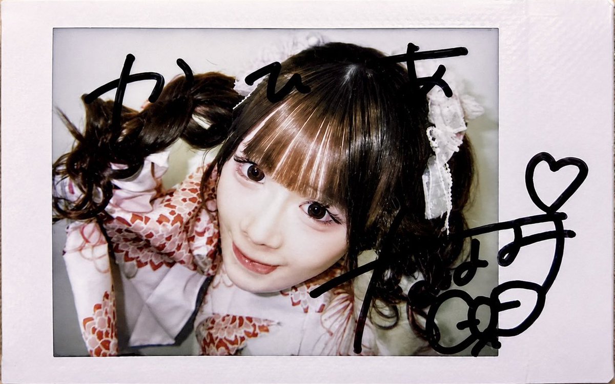 ymto_yi's tweet photo. 横チェキ舌ペロはエグい！！
 #なちゃのハイハイ宅急便 #かのななみ https://t.co/A44lO8uw3O