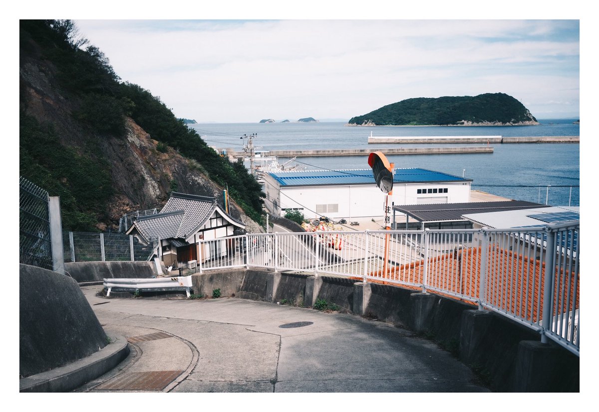 6354x6R's tweet photo. 坊勢島 https://t.co/jiHwgvGTs2