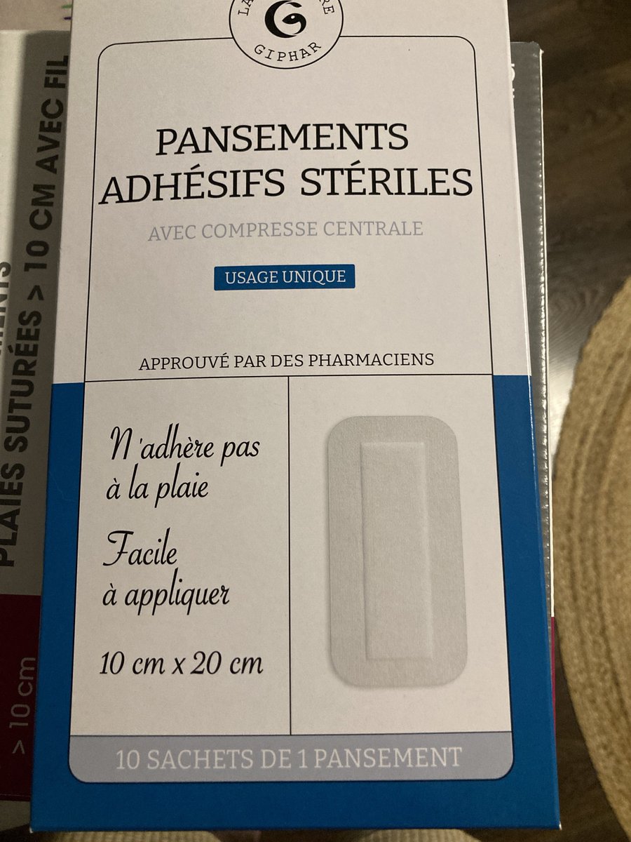 maouthebiggest's tweet photo. Est-ce qu’une asso animale de Gironde touchée par les feux aurait besoin de matériel médical ?
- 2 kits de pansements neufs
- 10 pansements stériles 10x20cm
- 80 pads absorbants 
- Sérum phy https://t.co/SJcfg0T0UY