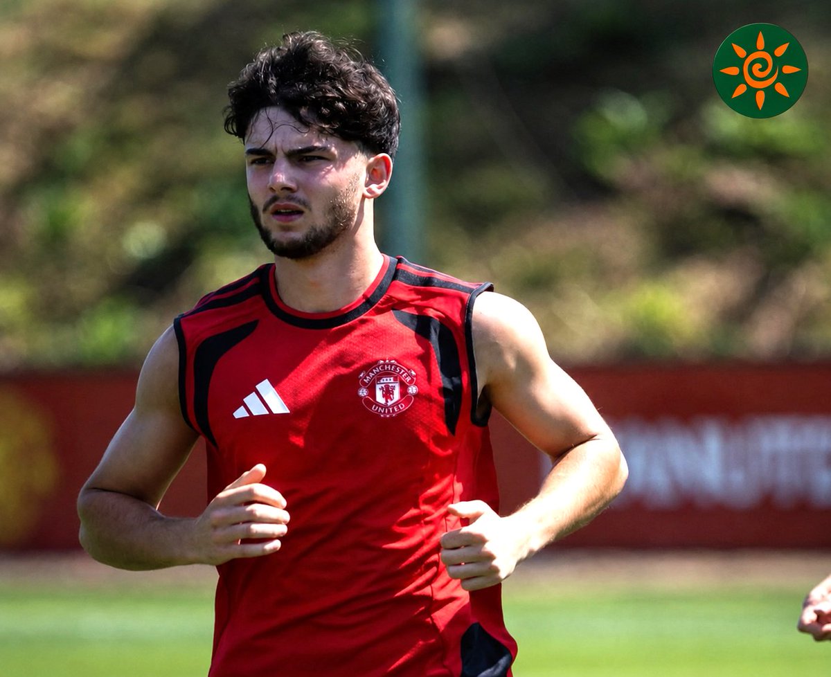 Easywin227835's tweet photo. 🚨📷 Tyler Fredricson leaves Manchester United and joins FC Lausanne Sport on a permanent deal.

Fredricson remains under same ownership ‘control’ with INEOS. https://t.co/elnw3pwmds