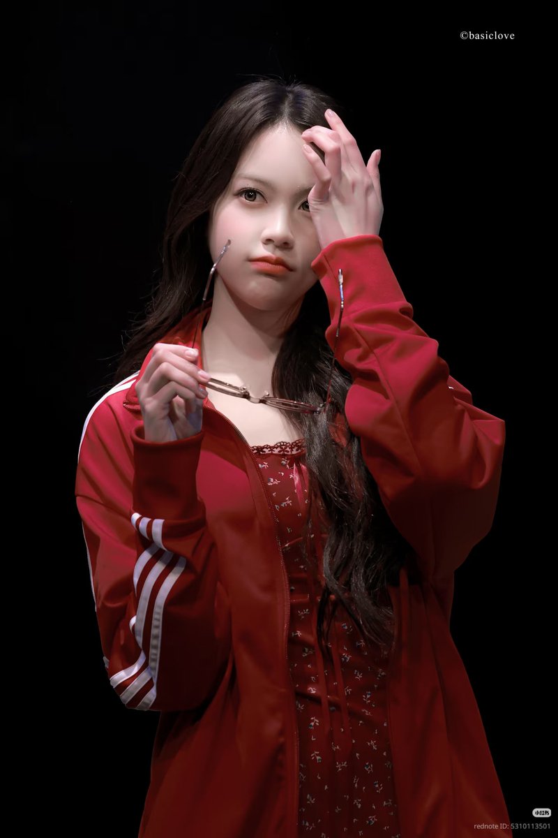 Salhfth06's tweet photo. My adorable baby 🤏☺️

Cr: https://t.co/OHb3qf9O1f

#CARMEN #카르멘 #Hearts2Hearts https://t.co/lJCSq1Zcoh