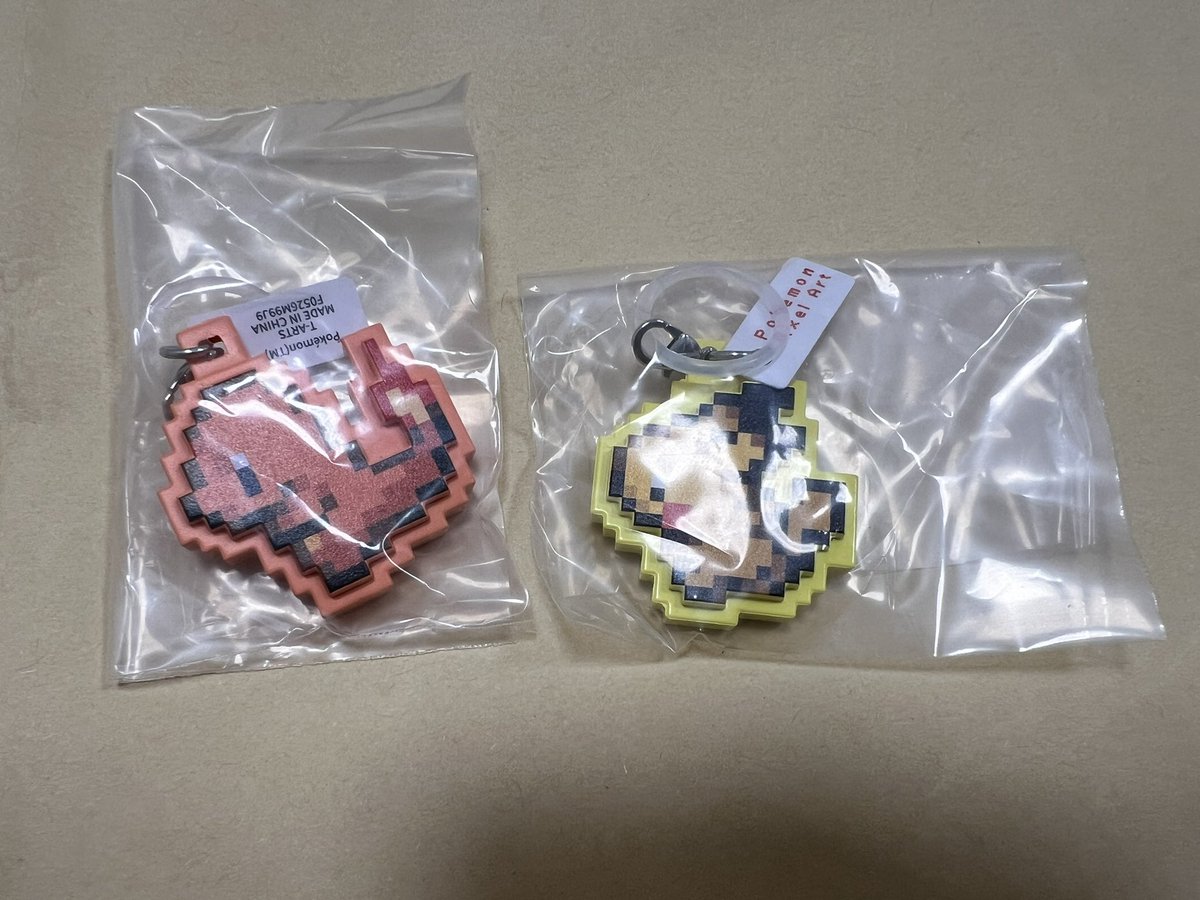 _02l6_'s tweet photo. 【交換】Pokémon Pixel Art つれあるきマスコット ポケモン つれあるき めじるし チャーム

【求】 ゲンガー

【譲】ヒトカゲ ピカチュウ

都内手渡し/郵送での交換希望です。 https://t.co/rQov0GKRJh