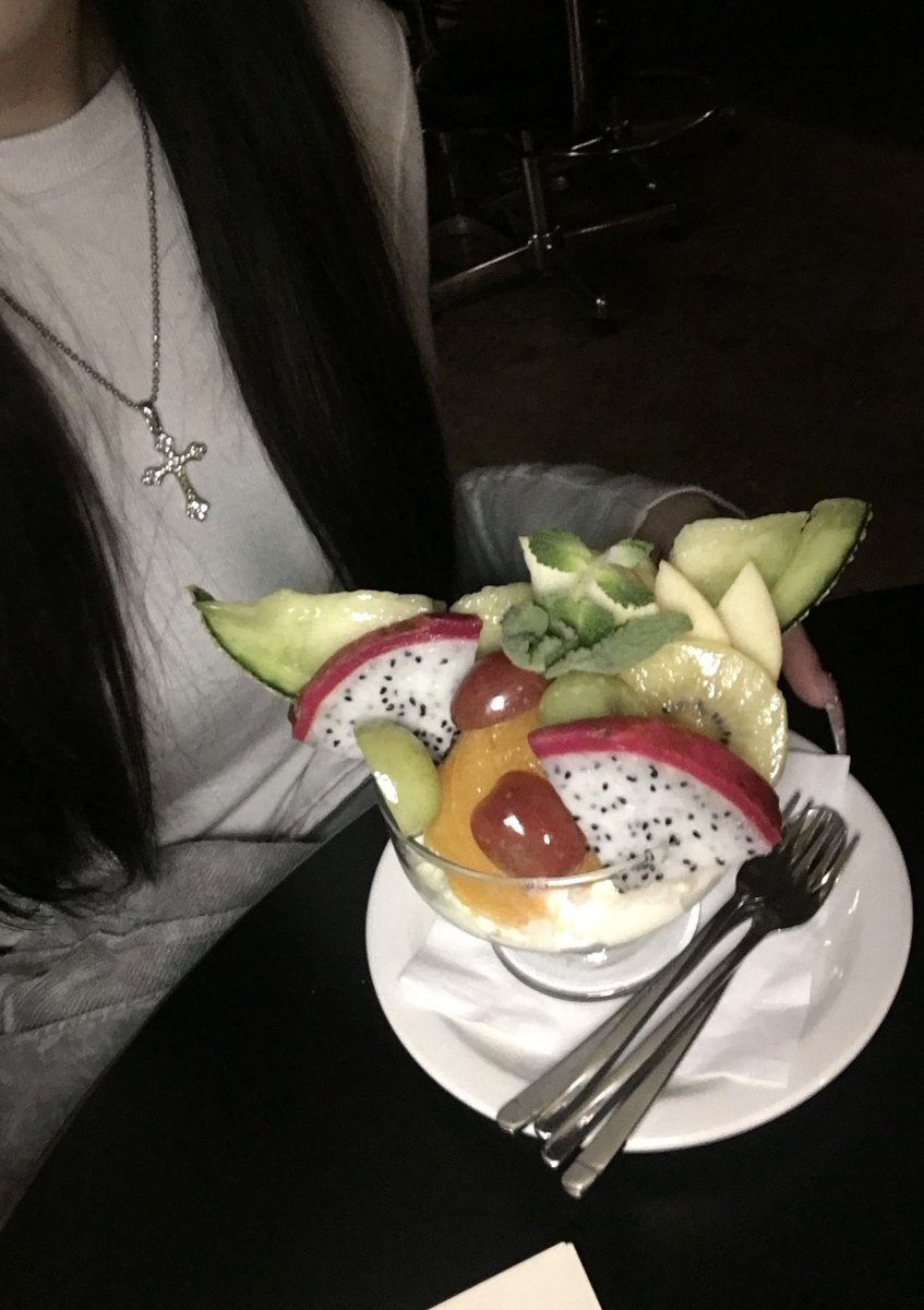 ofjh8p's tweet photo. 🤍🖤  #wlw
 #レズビアンさんと繋がりたい https://t.co/ewd6rAbzyj