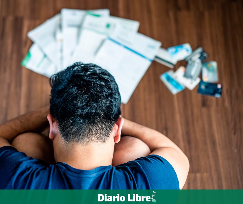 DiarioLibre's tweet photo. ⚖ |#JusticiaDL| Condominios no podrán vigilar a residentes con drones ni exponer a morosos en redes sociales
¿Ha pasado esto en tu condominio?
Aquí todos los detalles
https://t.co/MnVPMpNIoV
#DiarioLibre #Residentes #Drones #RedesSociales #Condominios https://t.co/xvpo7RsVx2