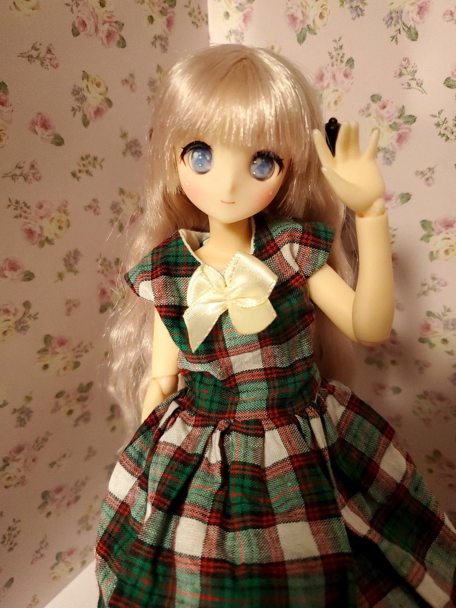 ZmixDll's tweet photo. 先日まんだらけで見つけたお洋服を着てもらいました。
何を着ても似合うね！
#うちのこかわいい https://t.co/YEZFNRHMkZ