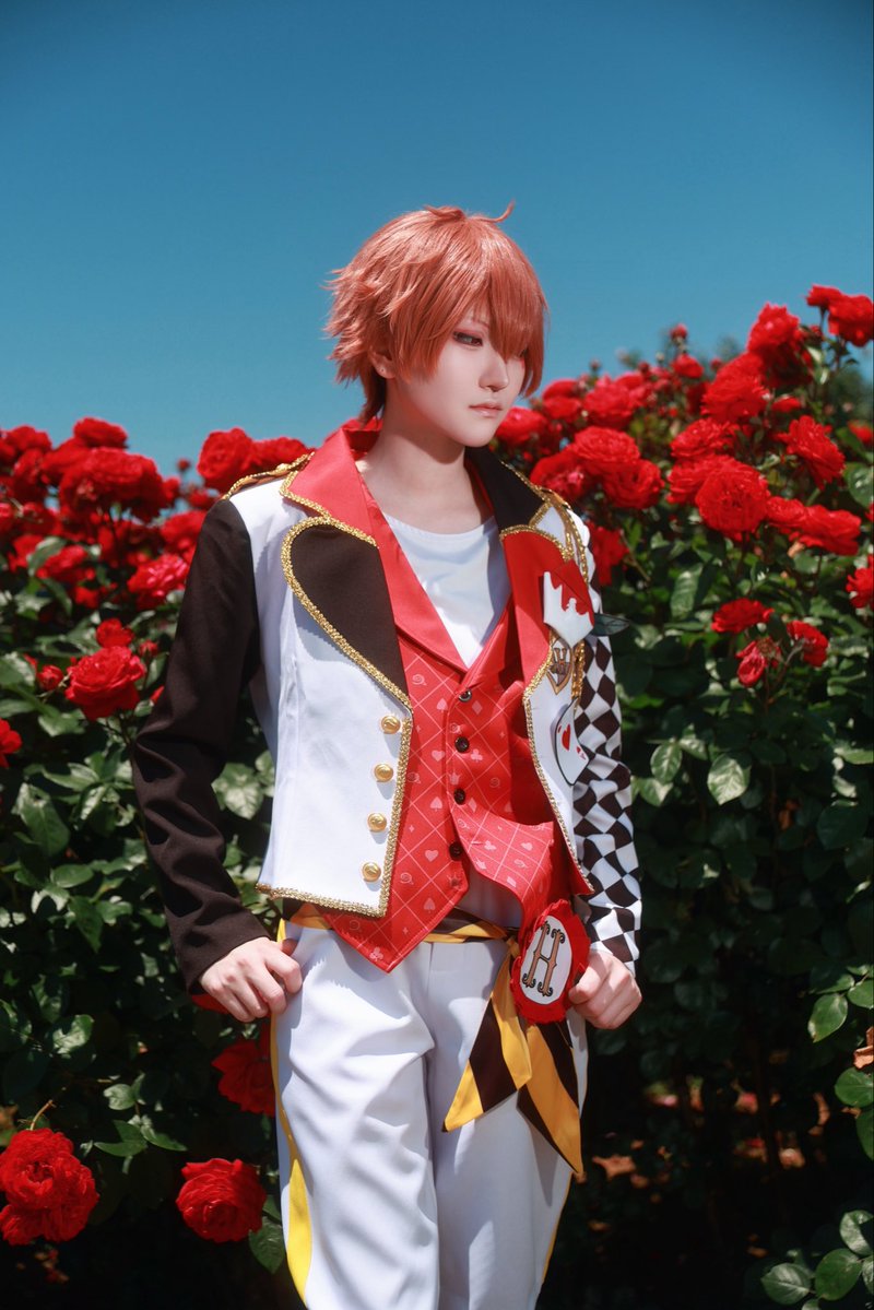 q_s_09's tweet photo. twst/cosplay ♥️

••┈┈𝒜𝒸ℯ 𝒯𝓇𝒶𝓅𝓅ℴ𝓁𝒶 ┈┈••

📸→@kaochin365 
 #JCF京成バラ園 https://t.co/qVFhlawiRK