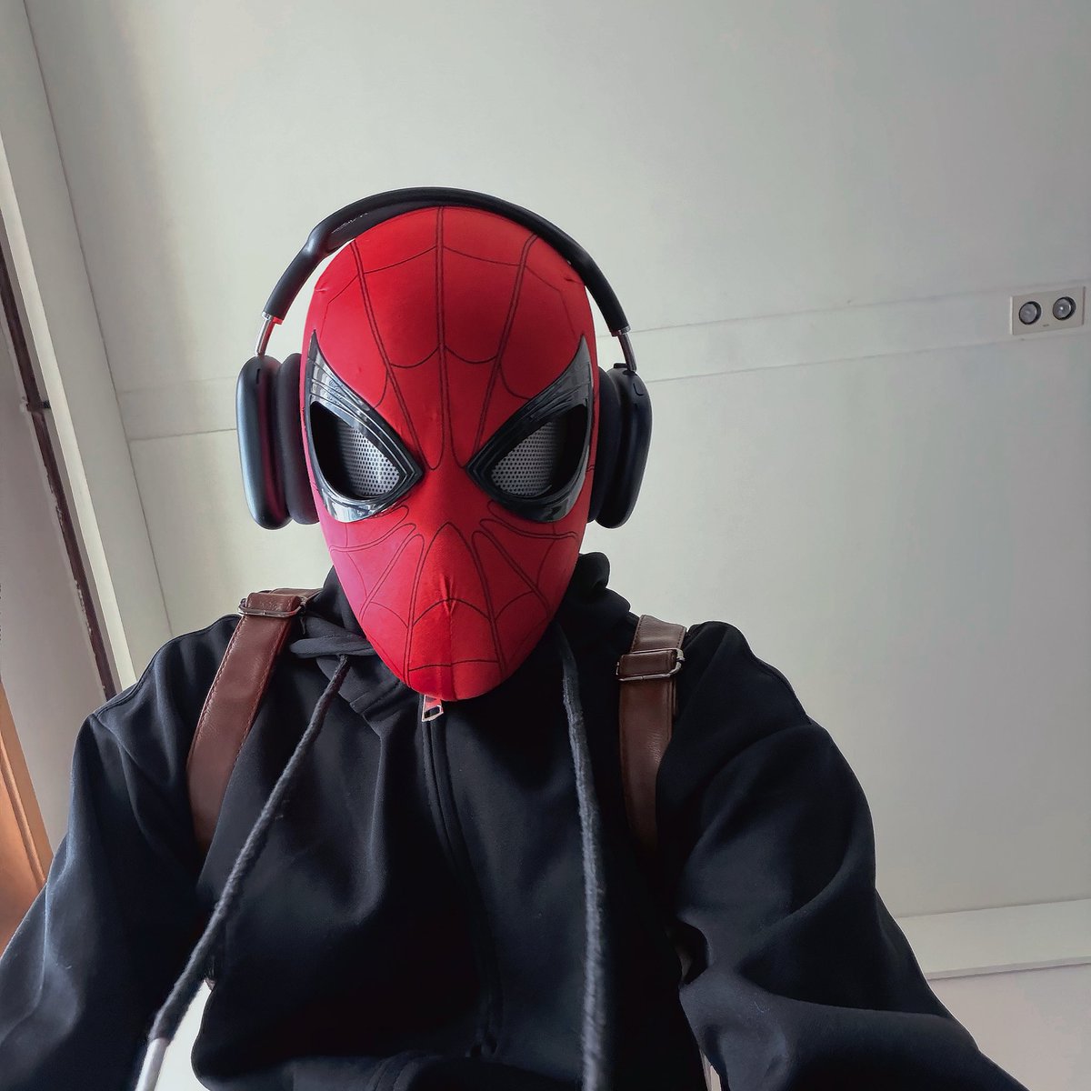 ButXx1's tweet photo. Are you really Peter Parker or Spider-Man https://t.co/DhRkxbABmU