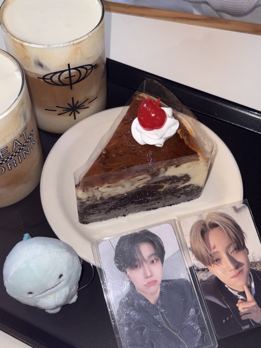 leeeeezlp's tweet photo. ㅁㄹㅁ💕
(@ㅇㅅㅇ @ㅎㅆㄹ) https://t.co/QthvyRc2QT