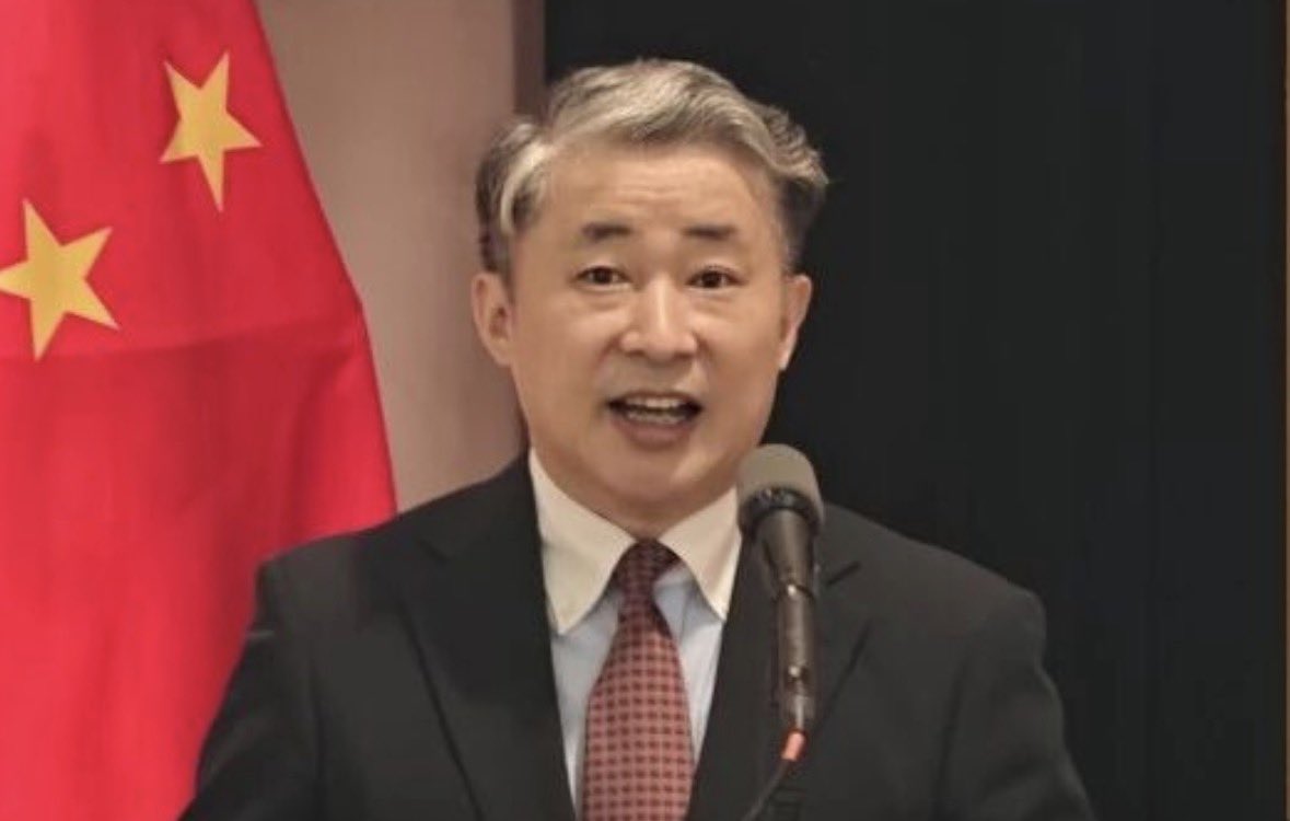 S10408978's tweet photo. 中国駐大阪総領事館の動きがまた活発化しています。

在日中国人を集め「民族団結進歩促進法」を宣伝し、中国共産党の思想統制を強化。
翌日には「東京裁判80周年」研討会を開催し、歴史認識を利用した対日世論工作も展開。
日本社会を舞台に進む世論戦、影響力工作に、日本はもっと警戒すべきです。 https://t.co/fhbFt8vC86