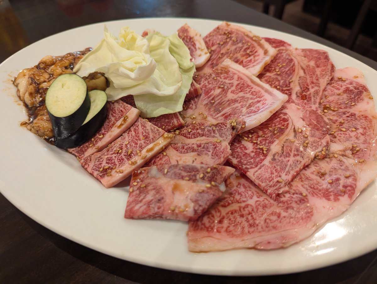 _zer0_0730_'s tweet photo. 今日は焼肉です🎊🎊 https://t.co/JcurQqeS4J