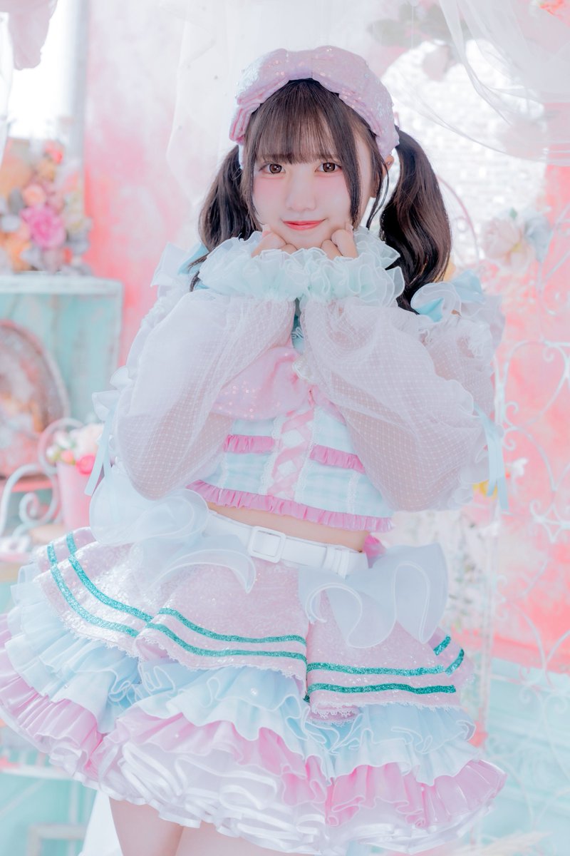 kimimero_info's tweet photo. #きみへのおしらせ

⟡.·*.···········································⟡.·*.

《新アー写公開》

🎀真陽菜 りり《@riri_kimimero》

いいね＋RP 200 達成で NEXT MEMBER 公開！

⟡.·*.···········································⟡.·*. https://t.co/OOXrMOyXfO