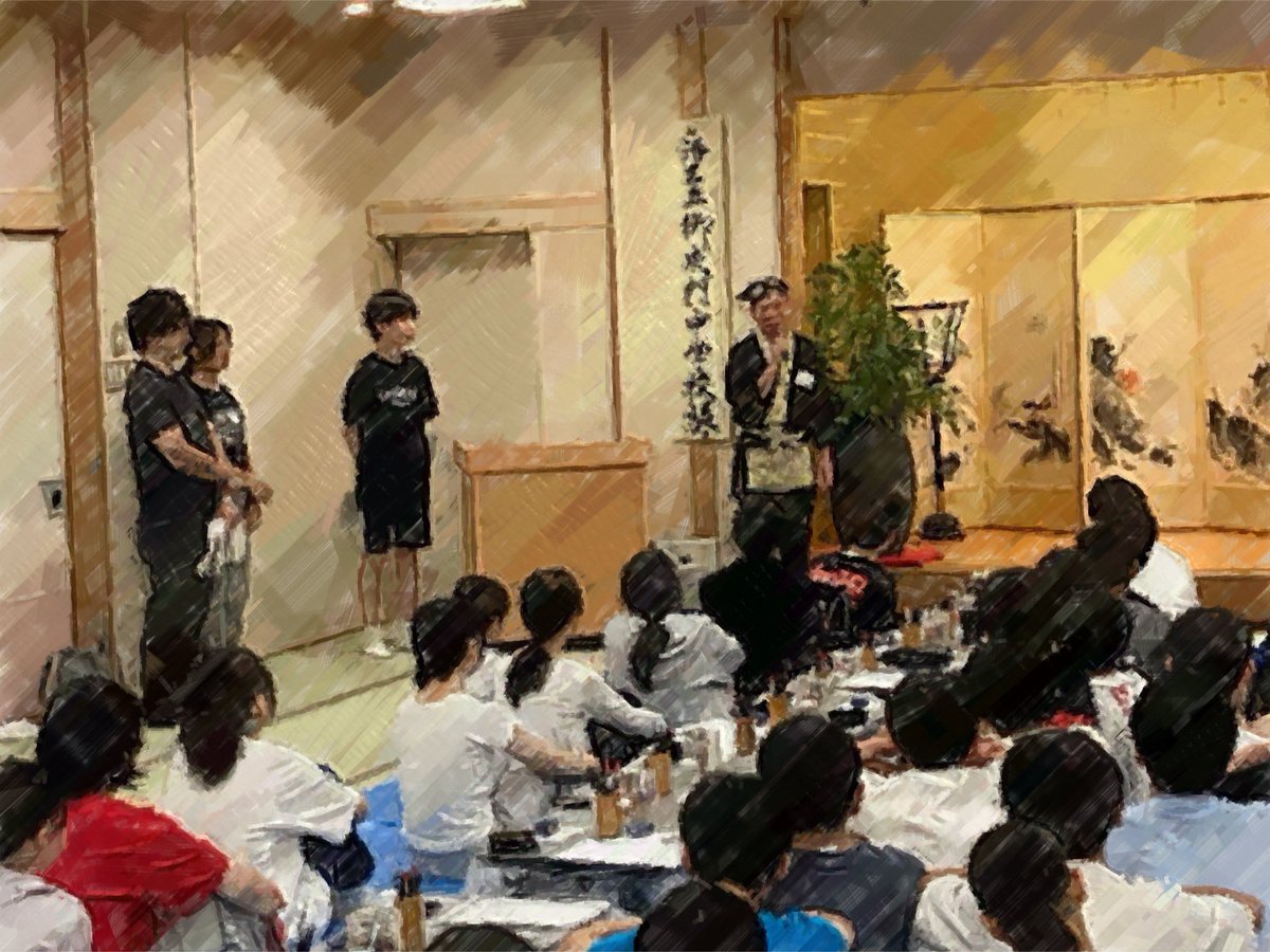 onarimonjh's tweet photo. 夏季学園２日目15
夕食が終え、本日の宿舎の方への挨拶をしました。目と心で話を聞こうとする姿勢がよく伝わります。
今夜は、講師の方に来所していただき、伝統工芸である漆器加飾に挑戦します。 https://t.co/ipdbXvAI7L