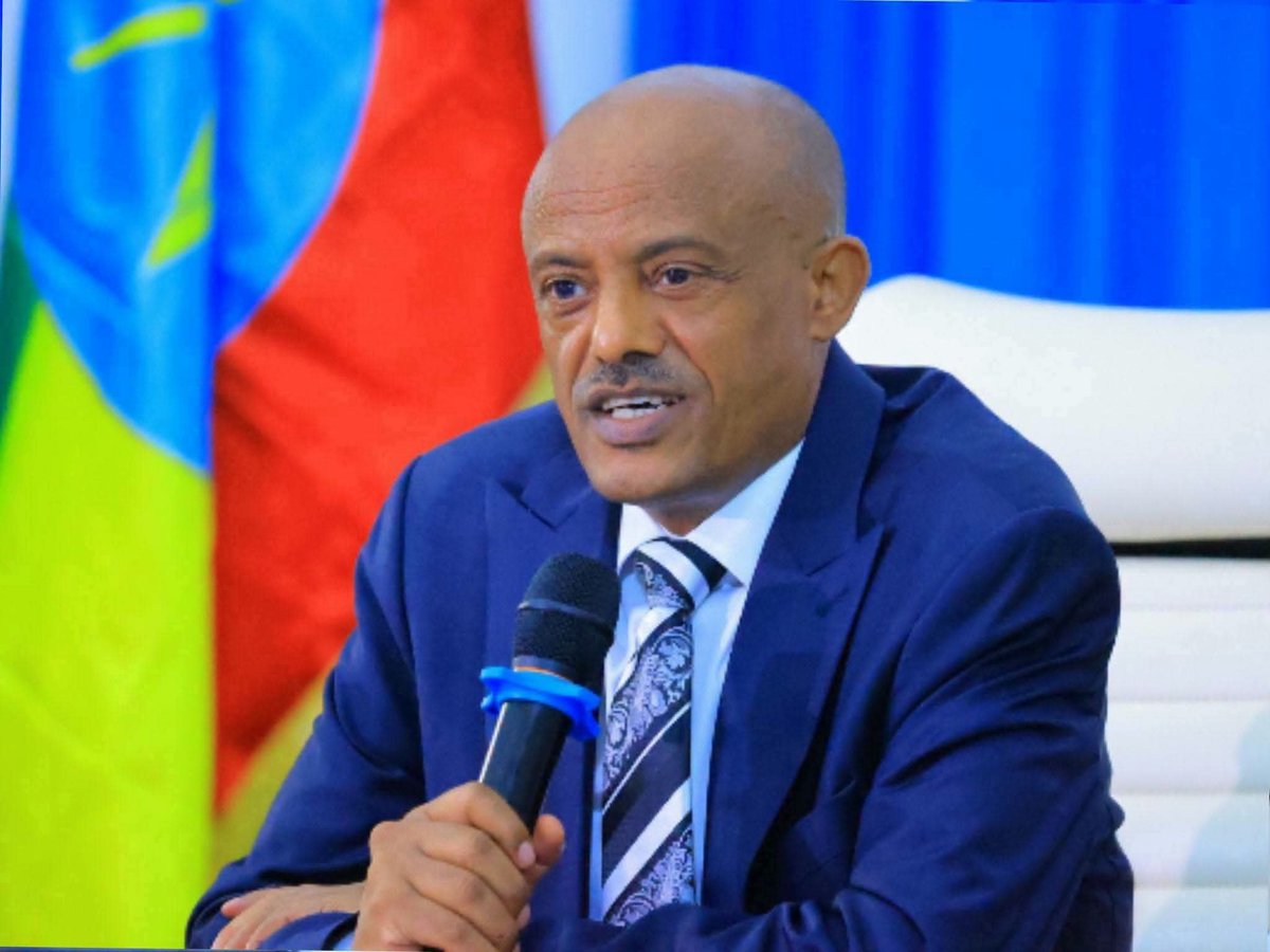 AppAmhara's tweet photo. "Works have been done to modernize cities and benefit the people through services"

The Amhara Regional State Council is holding its meeting. Amhara Regional State Governor Arega Kebede, who presented a report at the meeting, said that works have been done to modernize cities. https://t.co/fYlawVBGcy