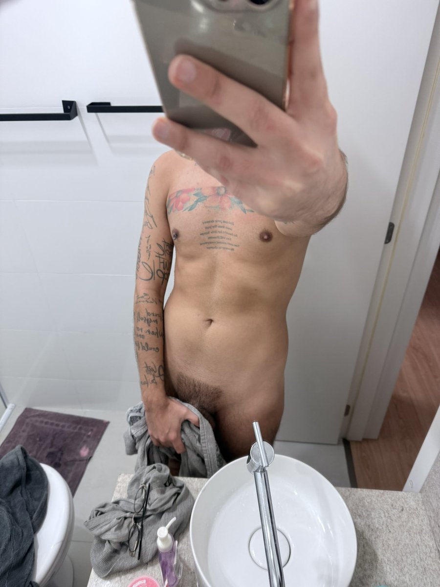 rafasoren's tweet photo. vem cheirar aqui 😛

#PINTOSAWARDSㅤㅤ 
#content
#onlyf4ns 
#gaynud 
#TROCONUDSㅤ 
#priv https://t.co/zN2oFZOl7U