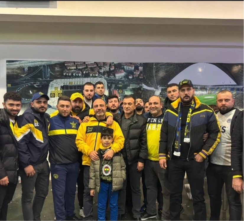 berkhisar34's tweet photo. Genç Fenerbahçeliler 👆🏼 https://t.co/yXR0wYhrIM