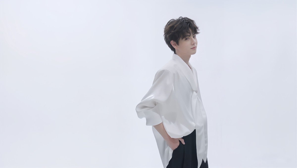 tudouchill's tweet photo. Supporting Lv Sitong all the way and wishing today’s livestream great success with countless happy viewers.

LV SITONG X AMOREPACIFIC

#LvSitongxAmorepacific #AmorepacificJDAmbassadorLvSitong https://t.co/0zKfmMiQDc