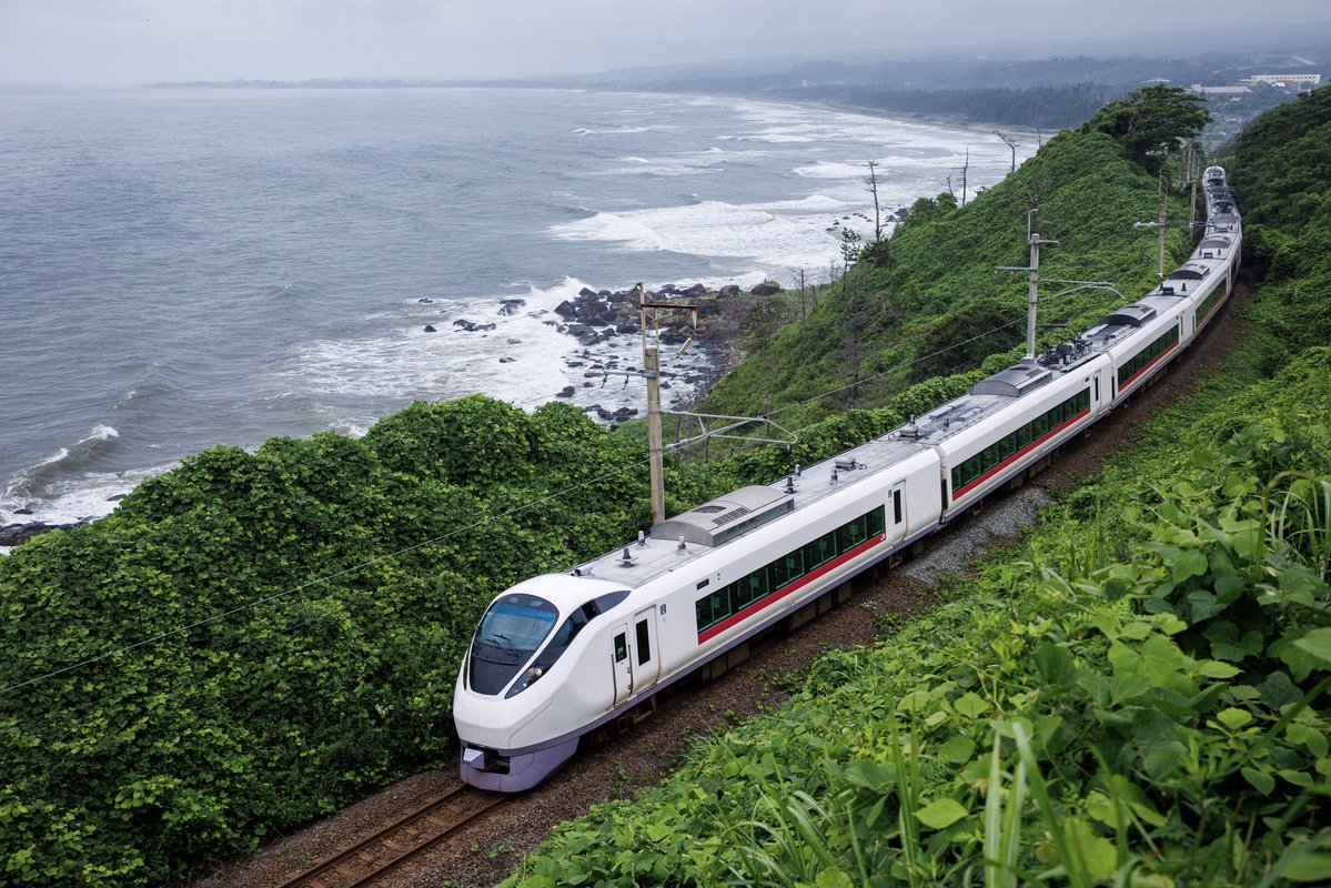 756E_aisatnahP's tweet photo. #7月を写真4枚で振り返る
近年稀にみるE657系大波乱の月だったのでは
羽越と郡山行きすぎて金も体力も滅亡中 https://t.co/JTdqO2JKJ7