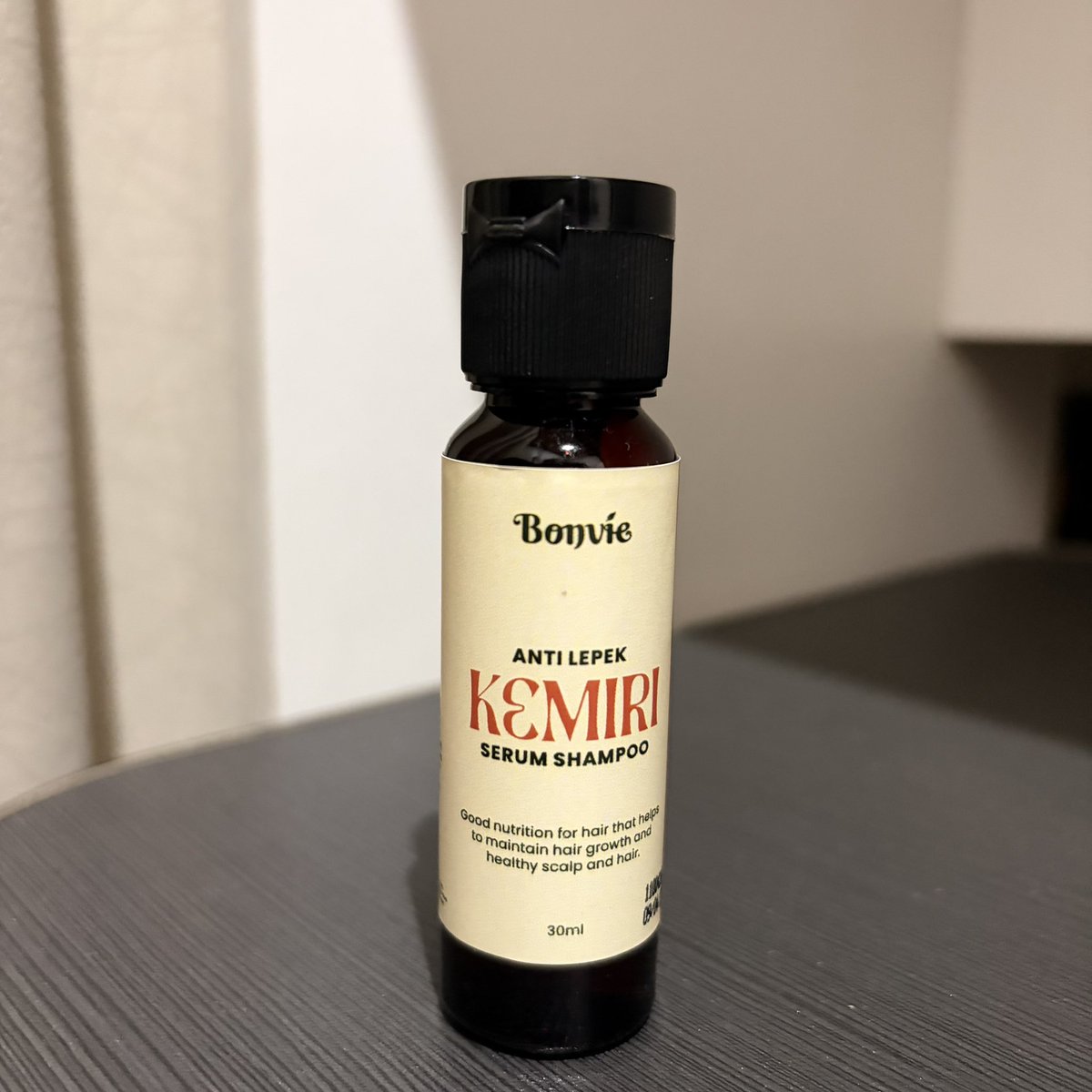 sarcavier's tweet photo. Wts bonvie serum shampoo anti lepek kemiri 30ml new dari officialnya
💸20k bisa COD oren
#wts #wtb https://t.co/QaRFvmYoaN