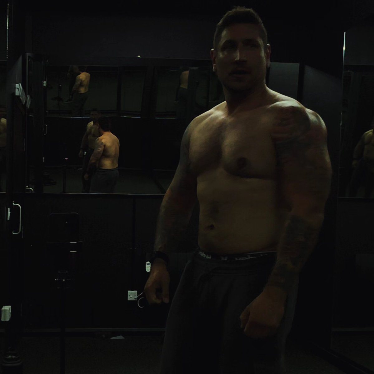 AJW_built's tweet photo. Gym dump https://t.co/5EaDwYw547