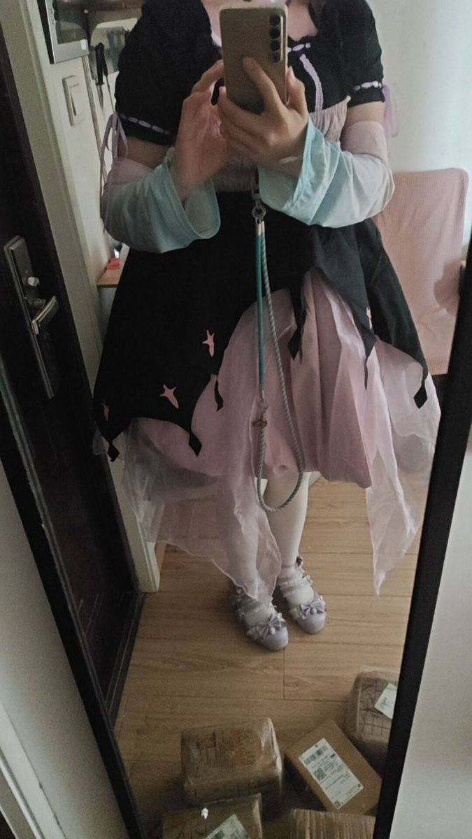 xiliuxian's tweet photo. 想找个大��姐或者小萝莉贴贴 像少偶一样可爱的 #男娘 #伪娘 #萝莉 #可爱的男孩子 #跨女 #可爱 #洛丽塔 #mtf #ts #femboy #loli #lolita #哥伦比娅 #桑多涅 #少女 #木偶 #少偶 #Columbina #Sandrone #原神 #Genshin #Genshinimpact #百合 #女同 #拉拉 #贴贴 #les #lesbian #yuri 3369324253 https://t.co/Xa2H9eOz4C