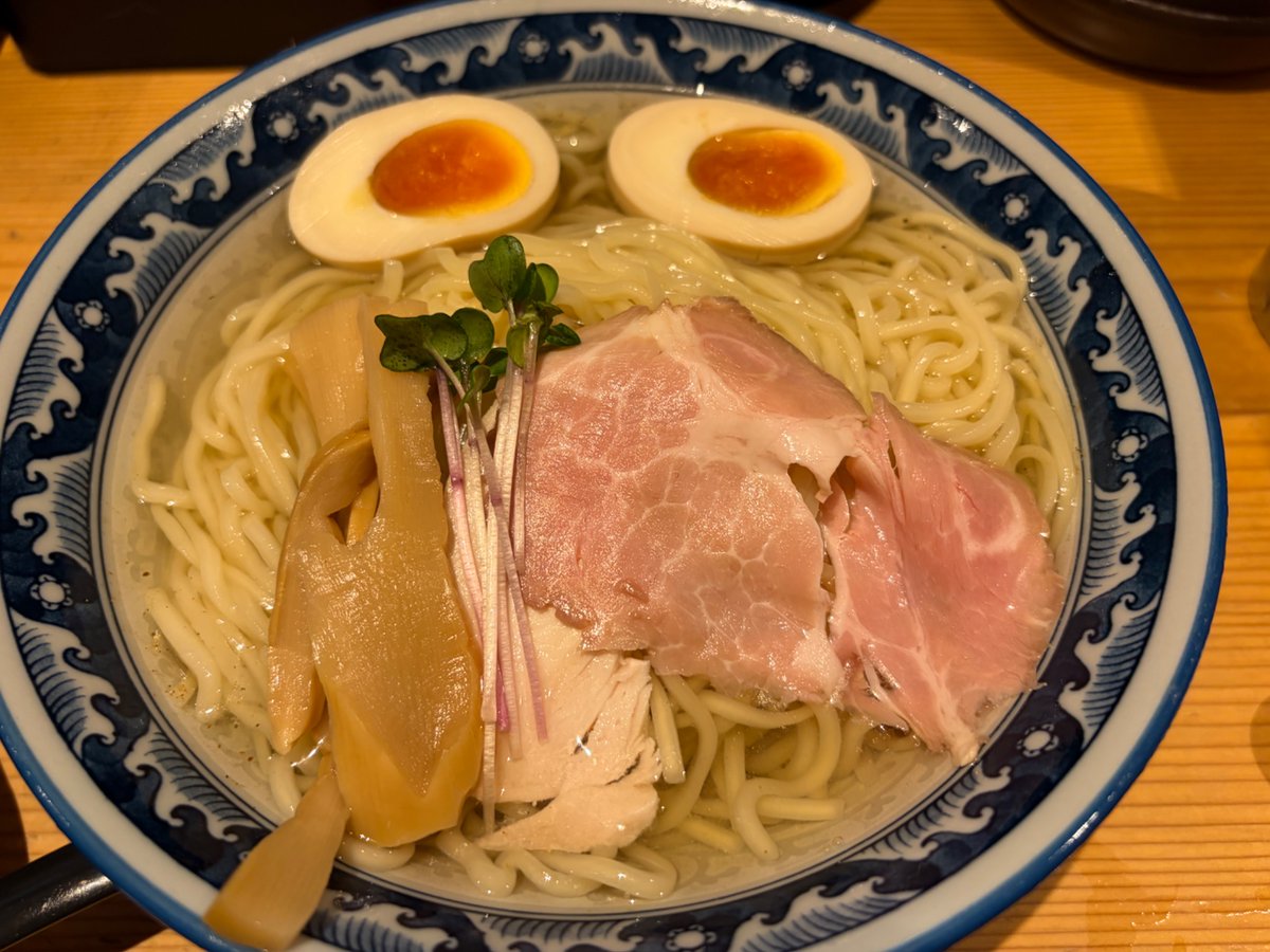 yashis21's tweet photo. なんJ民みたいなラーメンを食べました https://t.co/k0A2Fe73Bv
