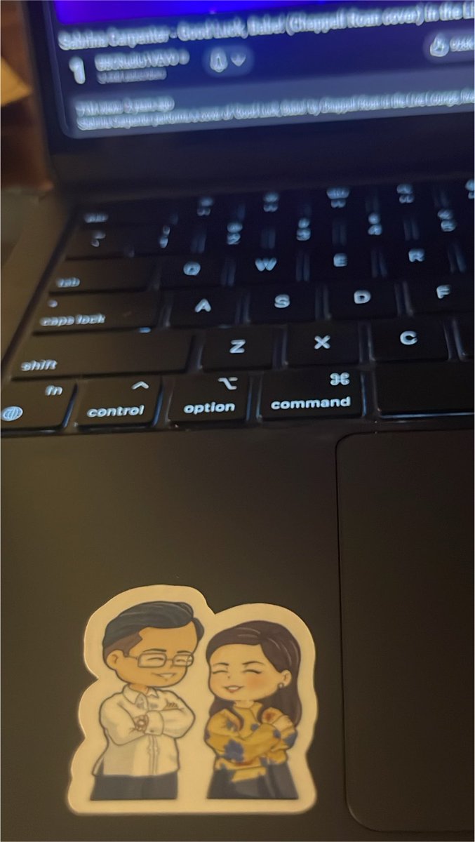 booqpyg's tweet photo. Hehe wala lang Skl may goodluck sticker (wala pa kasi solo si mowm eme) madami pa gantoo visit niyo acc ni @theauxx_ 🥰 https://t.co/PQRToZI6Fz