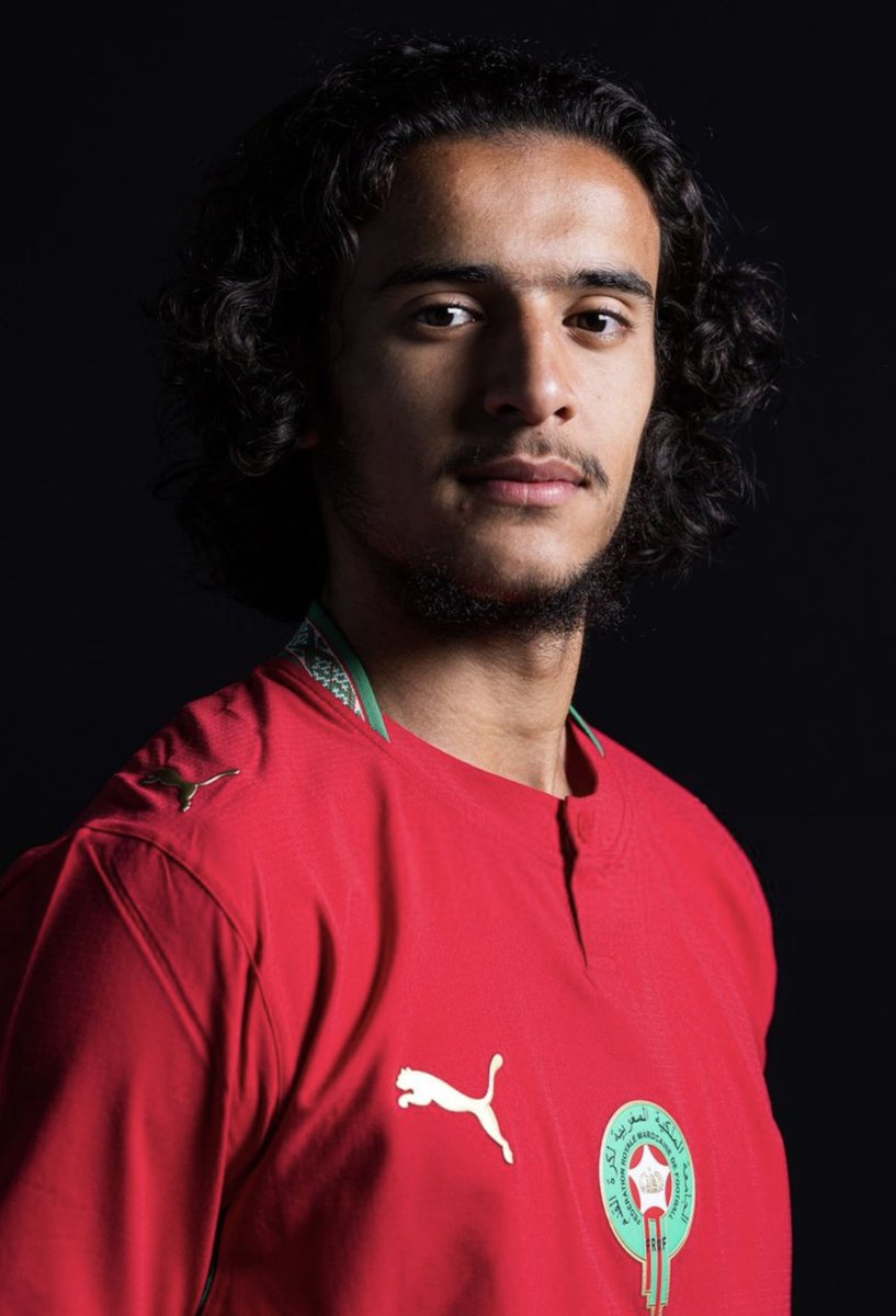 Que_Du_Football's tweet photo. 🚨💙 ACCORD IMMINENT ENTRE MANCHESTER CITY ET LILLE POUR AYYOUB BOUADDI ! 🤝

Les discussions avanceraient très bien entre les deux clubs pour le jeune talent marocain. 🇲🇦

@Santi_J_FM 

#AyyoubBouaddi #ManchesterCity #LOSC #Mercato #Football https://t.co/OU9W783Tzn