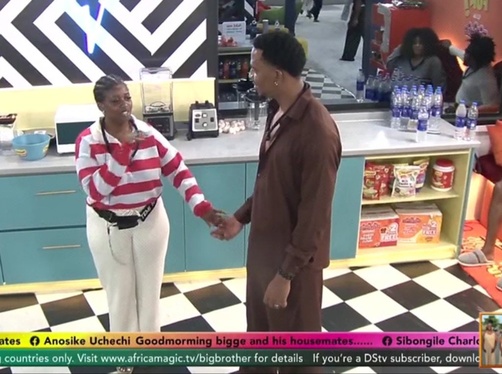 OnlyoneWellborn's tweet photo. It’s still okay to board this ship 😬
Temi and Barry🙂‍↔️🤤
 #BBNaija
#Barrycades ⚡️ https://t.co/d2lmbeoAk3