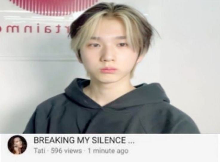moonxbaek's tweet photo. imagine hating on an idol just because of the some of the fans' caomments y'all look pathetic https://t.co/CN7yzfQ8Hd