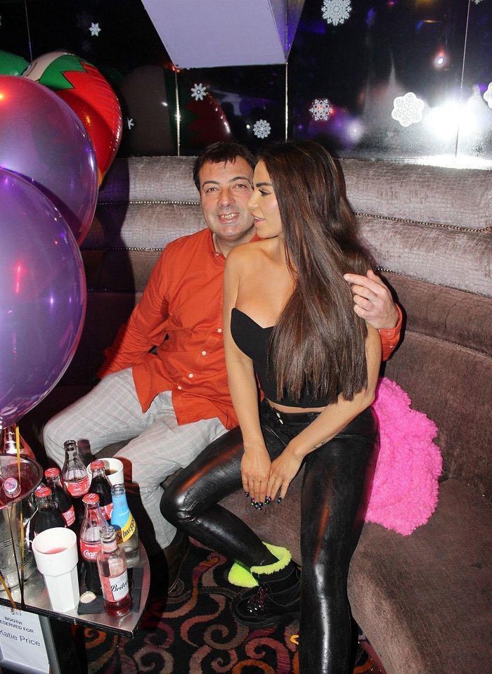 hot4440's tweet photo. Katie price at the The Acapulco Nightclub Halifax 2019 https://t.co/CYl1dLgCtV