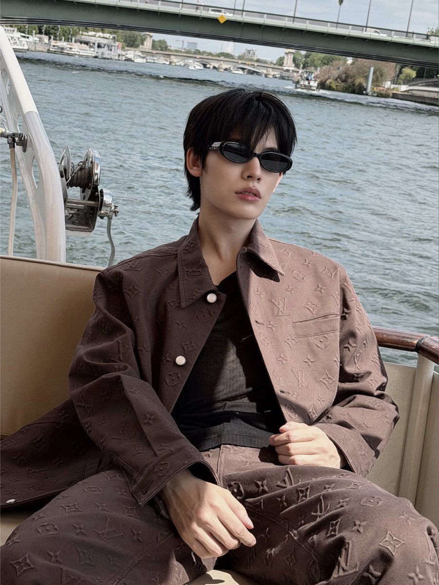 imyginkgo's tweet photo. จริง ๆ คือแบบว่ายูเป็น standard ใหม่ในชีวิตไอ https://t.co/BNpXo2k3Df