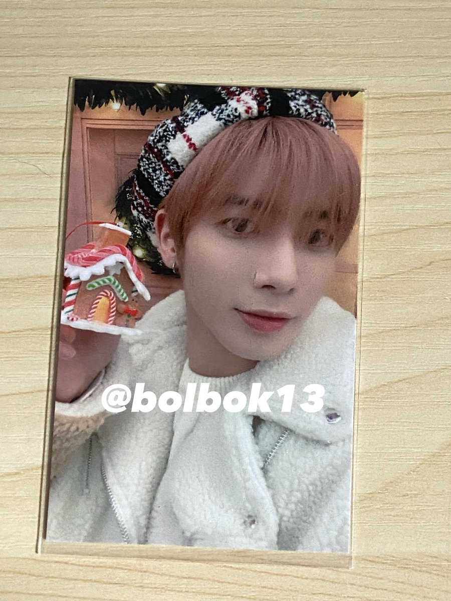 bolbok13's tweet photo. 2022 투바투 가요대전 역조공 홀리데이 포카 양도
WTS) txt sbs gayodaejeon holiday pc sell

✅태현 16.0
반택/우체국⭕️

연준 수빈 범규 태현 휴닝카이 yeonjun soobin beomgyu taehyun hueningkai 용멍 황춘 밤긋 다고냥 흠냐링 폼림 썸가대 위버스 유니버셜 이즈위 미공포 하하더 일본 컴백 쇼케 https://t.co/MrheQgYP9Q
