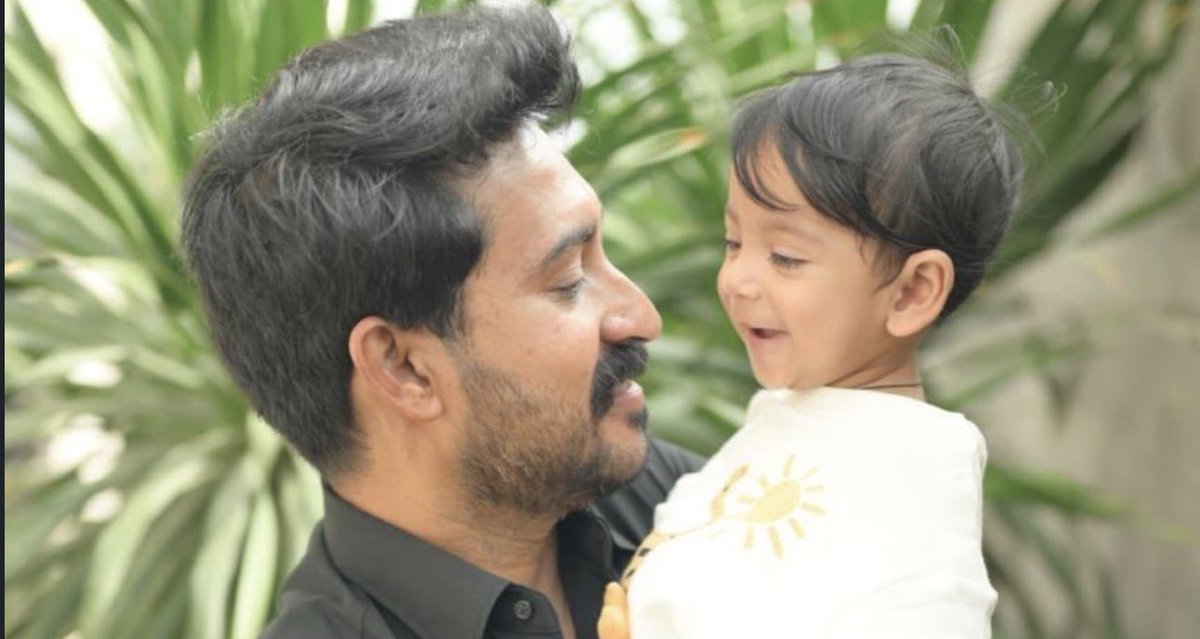 saloon_kada's tweet photo. #MadhampattyRangaraj Confirms He Will Take Care Of His Son #Ragha Born To The Designer #JoyCrizildaa тЭдя╕ПЁЯСМЁЯП╜ https://t.co/ZKPsD7a5GM