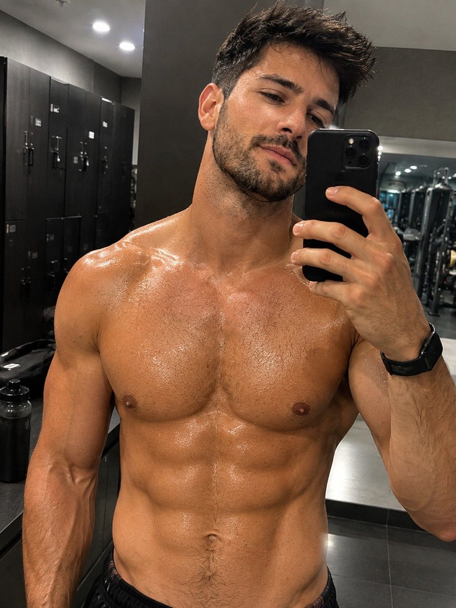 caioandrade95ce's tweet photo. O de hoje já foi! Tá pago! Bom dia!
#tapago #fit #fitness #treino #gym https://t.co/2idphNsqJc