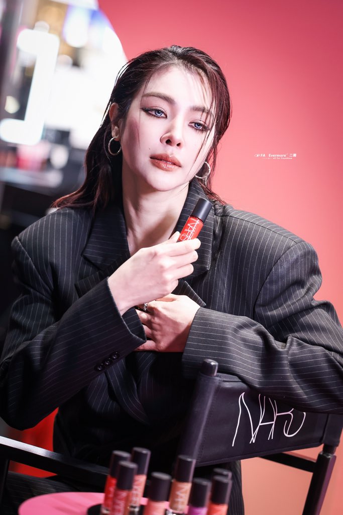 Bo_bbi2's tweet photo. 老公你好😝😝

NARS BLUSH WITH FAYEATOM
#NARSTHxFAYEATOM https://t.co/4TLrkVJj44